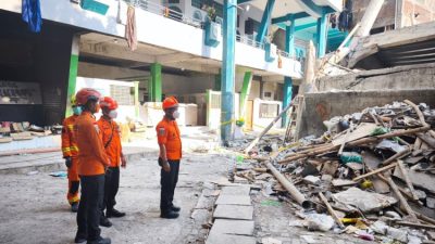 Update Korban Ambruknya Musala Ponpes Al Khoziny: 14 Meninggal Dunia, 49 Belum Ditemukan